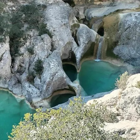 La Des Gardies, Charme Medieval * Vezenobres